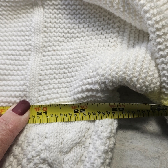 Sweater - Picture 3 of 5